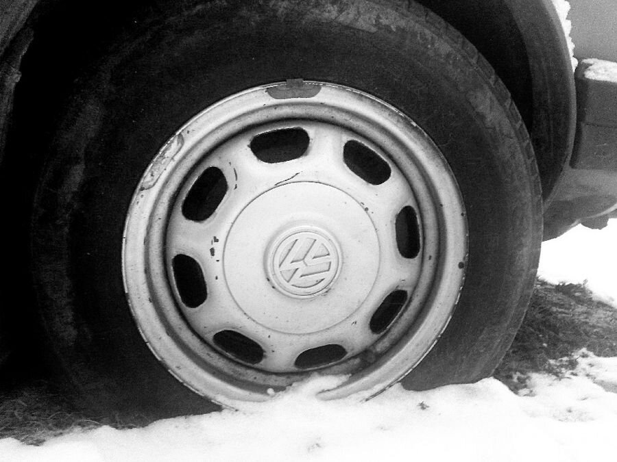 Politsei torkab varguste vältimiseks Kabulis läbi autorehve