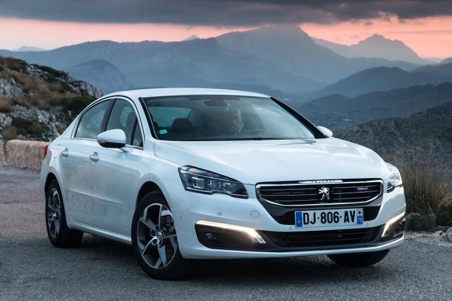 Peugeot’ lihvitud lipulaev
