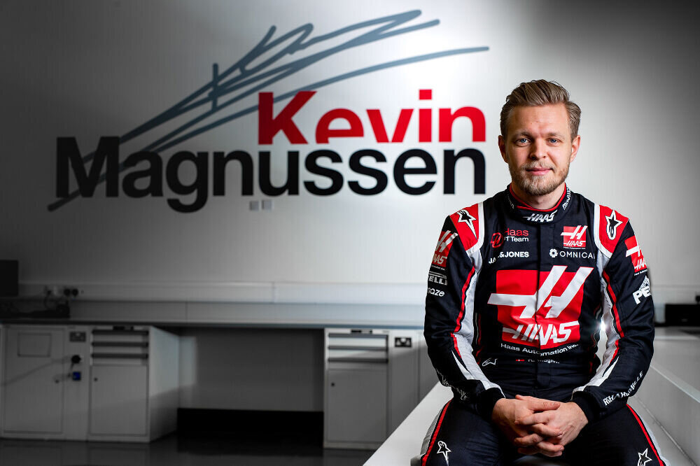 Kevin Magnussen naaseb Haasi tiimi