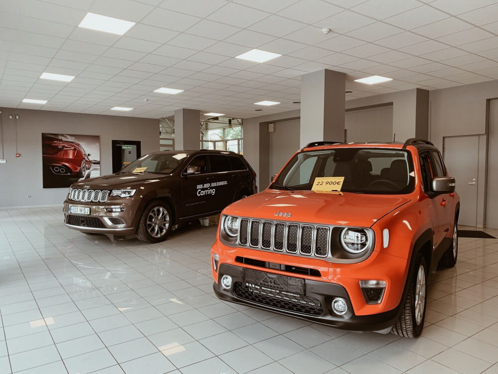 Carring sai valmis uue salongi ja hakkas müüma Jeepi