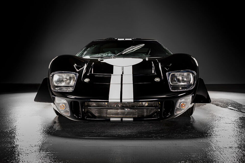 Elektriline Ford GT40 tuleb manuaalkasti imiteeriva käigukangiga ja tehisliku V-8 heliga