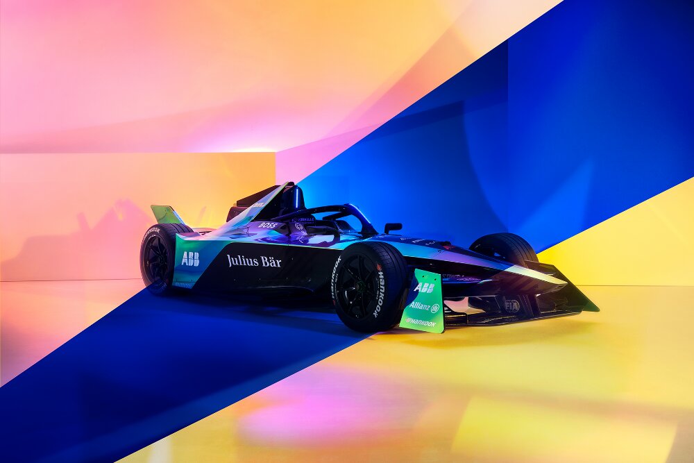 FOTOD. Formula E näitas järgmise põlvkonna elektrivormelit