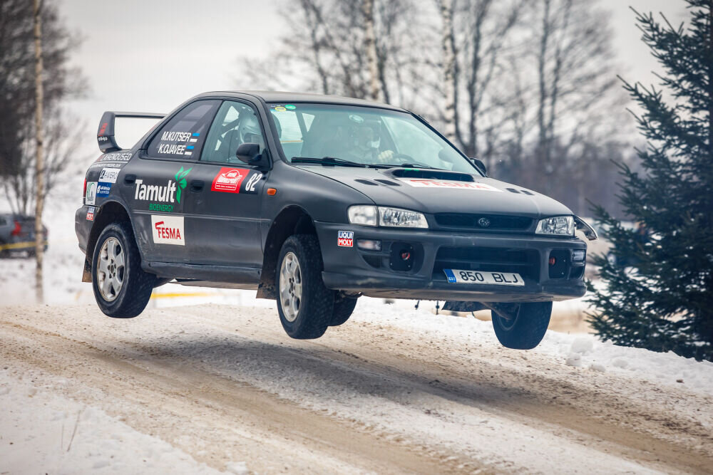 VIDEO. Otepää rahvasprindil võistles üle saja autosportlase. Noored kihutasid sekundisajandikele