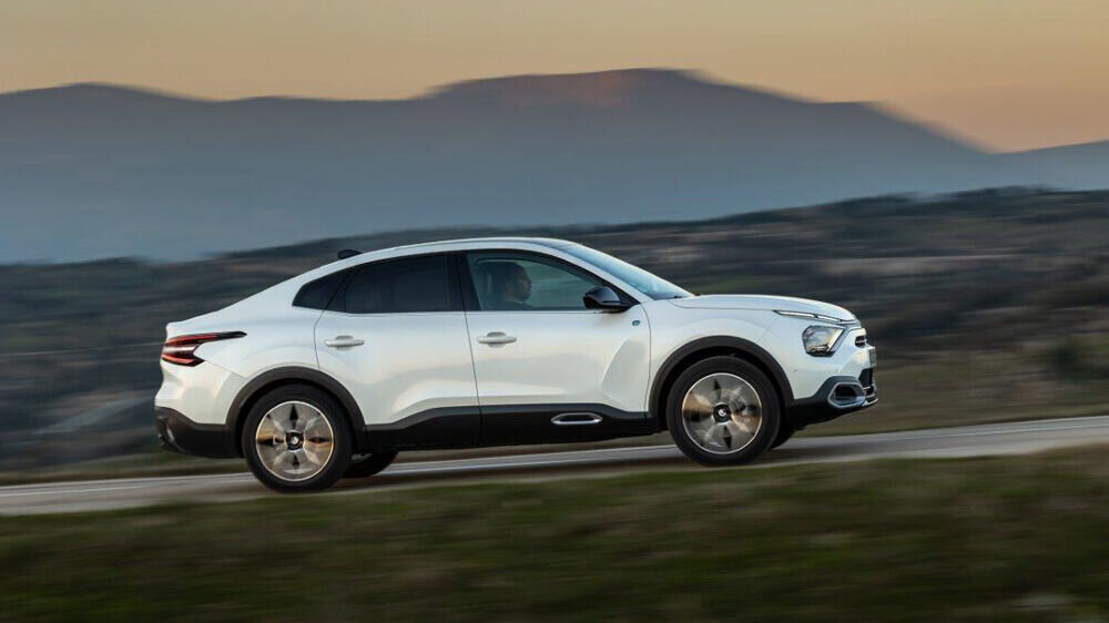 Uuenenud Citroën ë-C4 ja ë-C4 X said juurde sõiduulatust