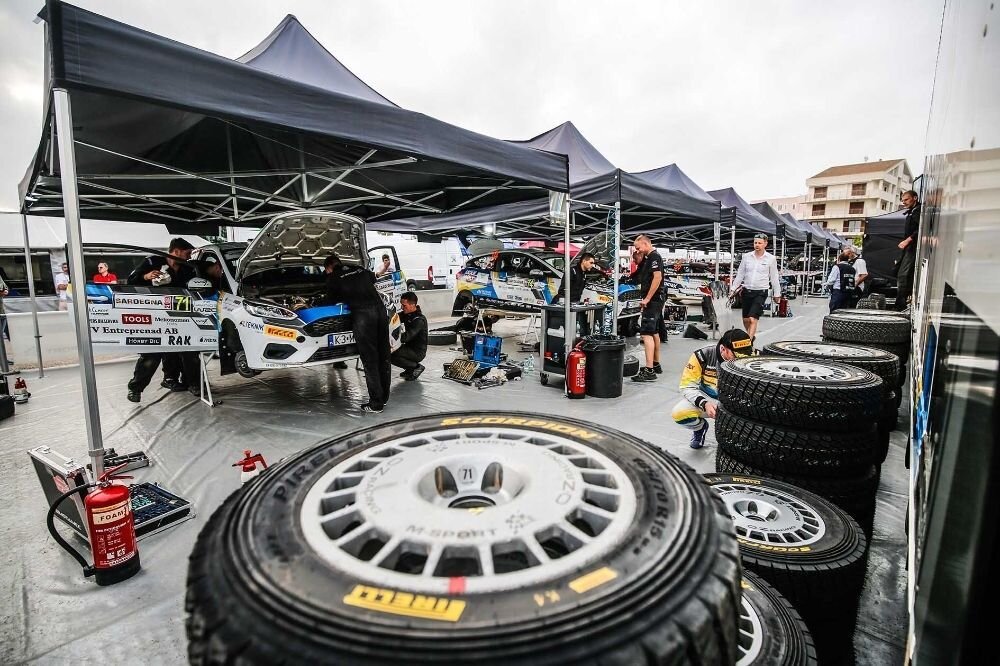Ralli: Pirelli valiti MM-sarja uueks rehvipartneriks