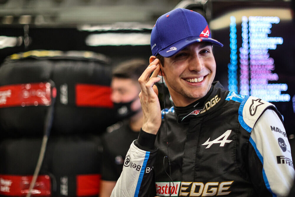 Esteban Ocon pikendas lepingut Alpine’i tiimiga