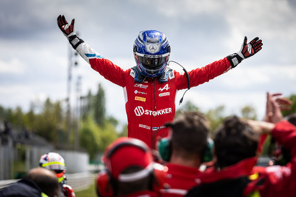 Paul Aron saavutas esikoha Formula Regional etapil