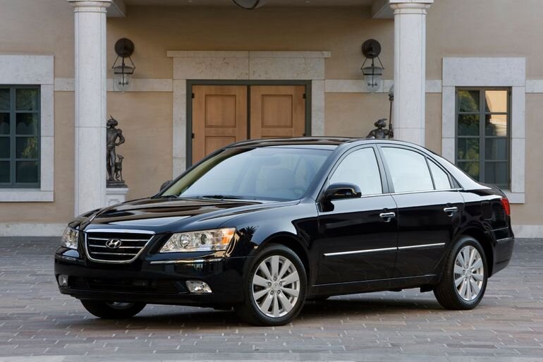 Hyundai esitleb uuenenud Sonata sedaani