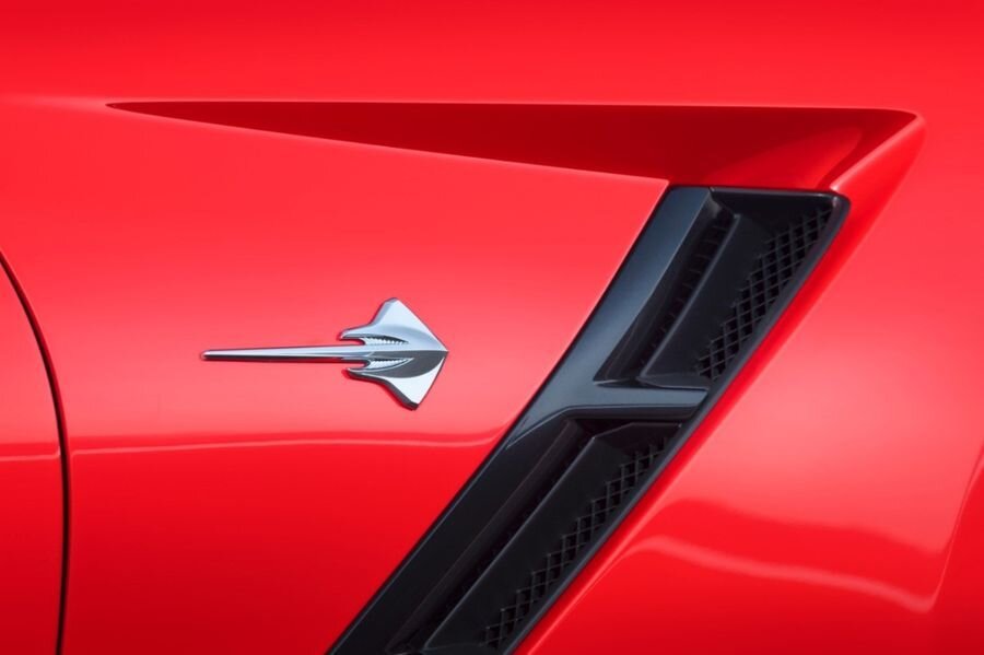 GENF 2013: Chevrolet Corvette kabrioletti näeb esimesena Euroopas