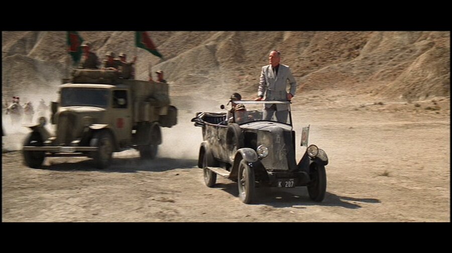 Indiana Jonesi staar jõuab oksjonile