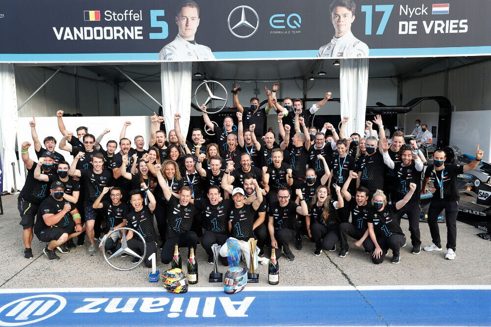 Mercedes loobub Formula E sarjas osalemist