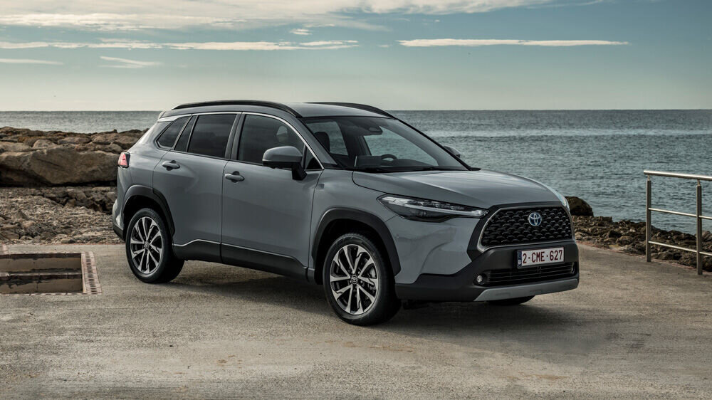 Toyota hakkas tootma uue põlvkonna hübriidsõidukeid