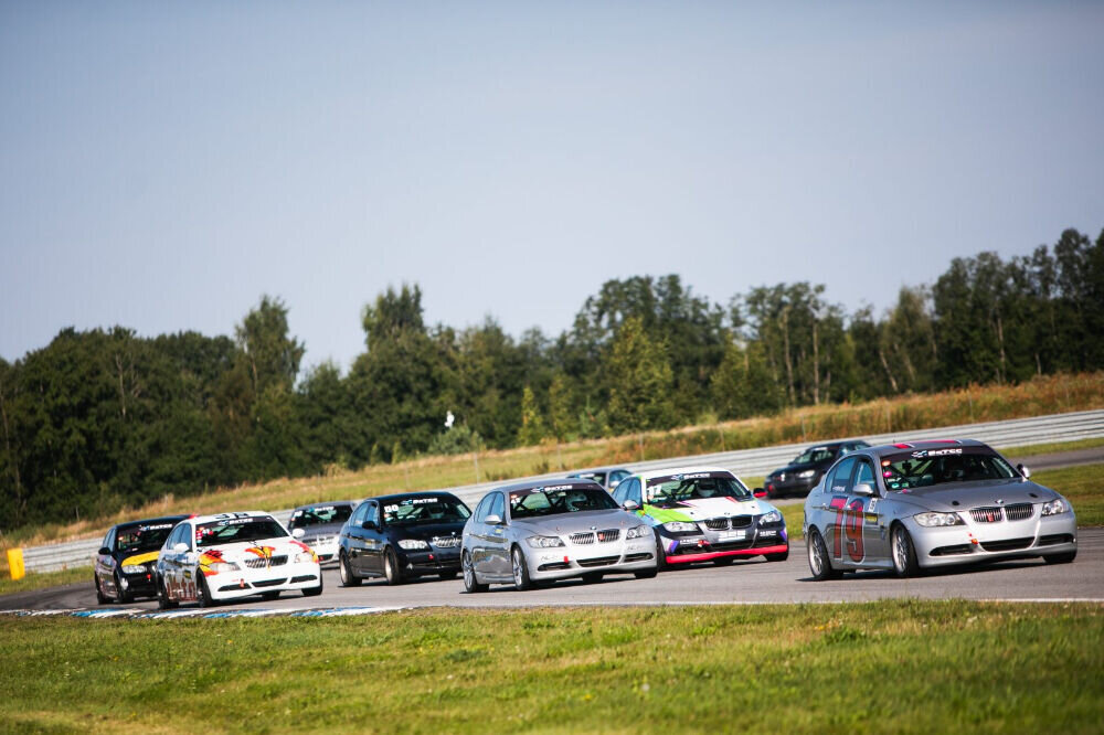 2021. aastal toimuvad Eesti ringraja meistrivõistlused klassile BMW 325 Cup