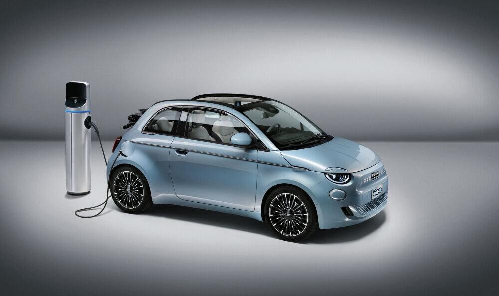 Elektriline Fiat 500 saabub Eestisse aprillis ja teada on ka hind