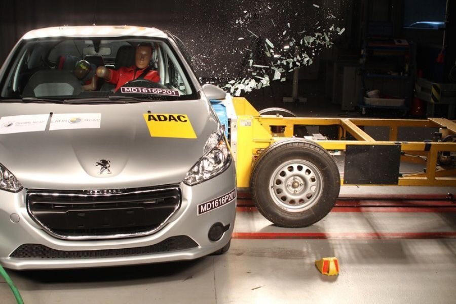 Kia Picanto ja Peugeot 208 põrusid avariitestis