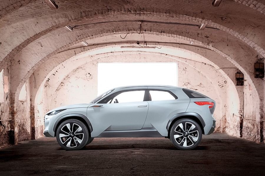Hyundai Intrado on uue põlvkonna Santa Fe?