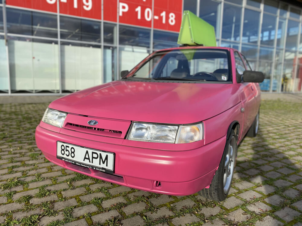 Päeva leid. Roosa Lada