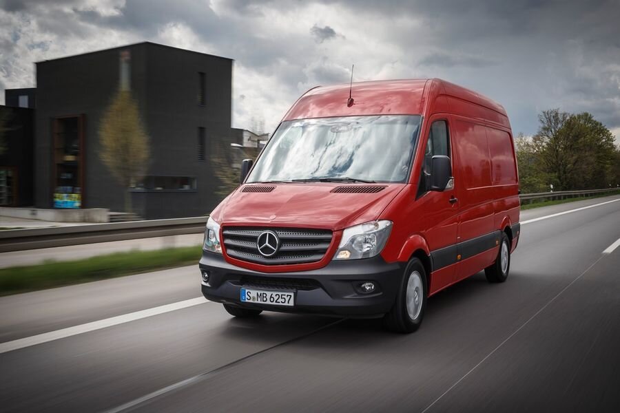 Mercedes andis Sprinterile võimsama baasmootori