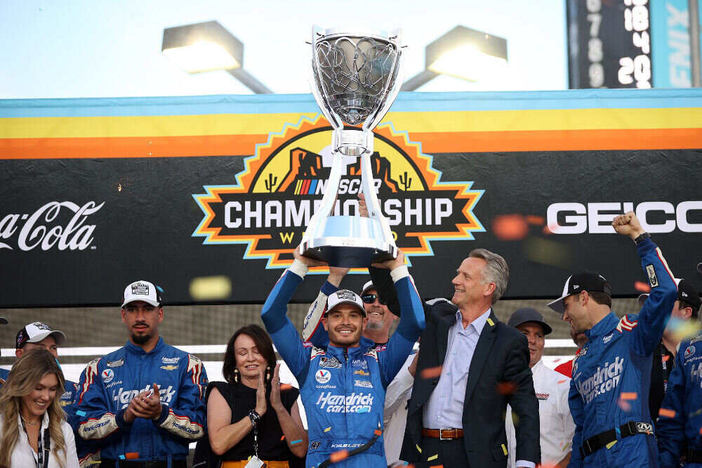 NASCAR Cup meistritiitli võitis Kyle Larson
