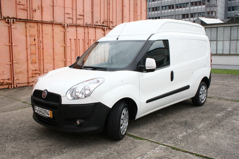 Fiat laiendas Doblo Cargo variantide valikut eriti mahuka versiooniga