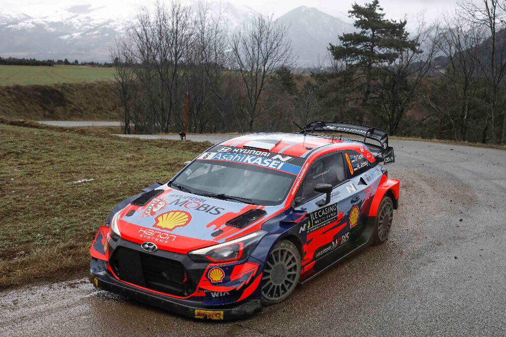 Kõik kolm praegust WRC tehasetiimi jätkavad ka 2022. aastal