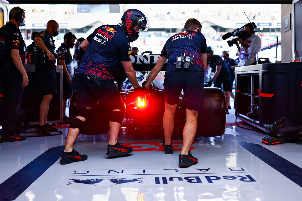 Red Bull esitleb uut autot järgmisel nädalal