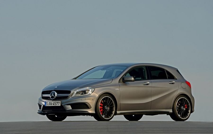 Mercedes-Benz A 45 AMG saab Black Series tuuningu