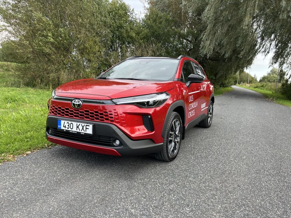 Toyota Corolla Cross – pere lemmik linnamaastur sai veel paremaks