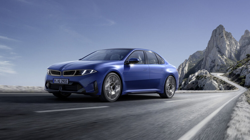 BMW esimene täiselektriline 3. seeria lubab kuni 900-kilomeetrist sõiduulatust