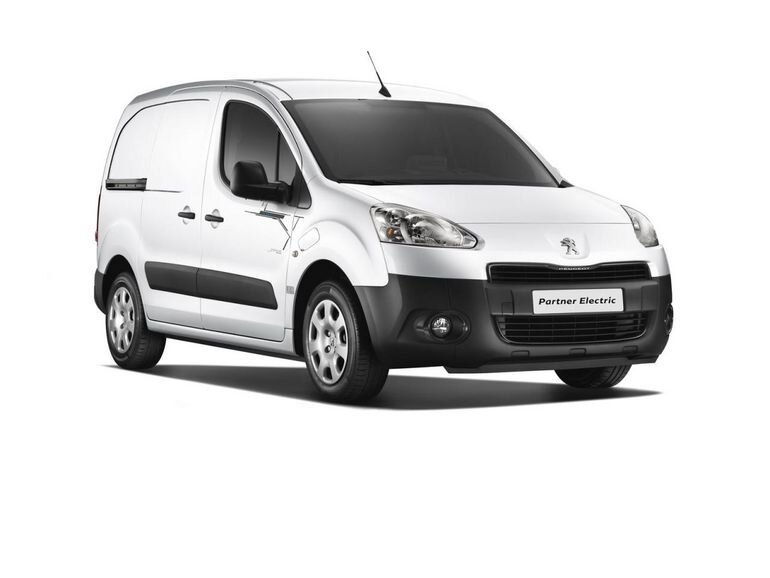 Peugeot Partner ja Citroen Berlingo muutuvad elektriautodeks